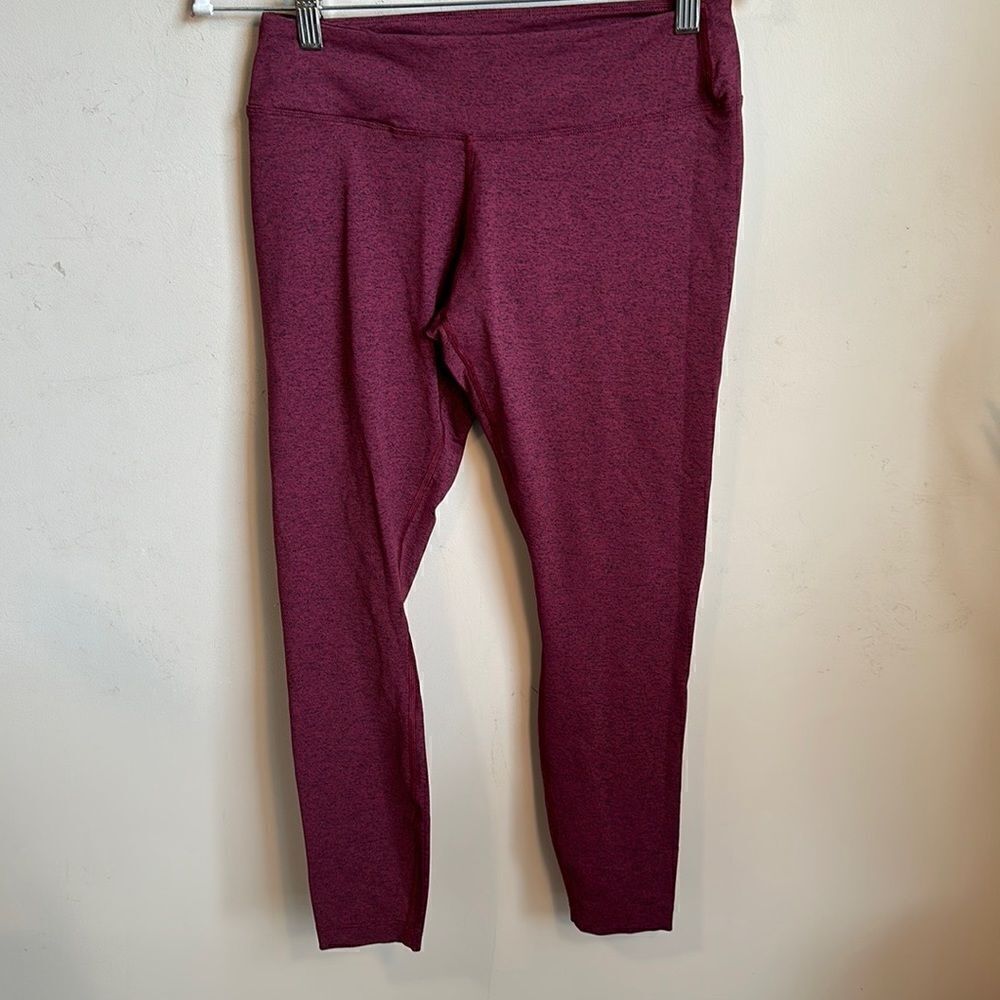 NOBULL Wine Athletic Leggings L